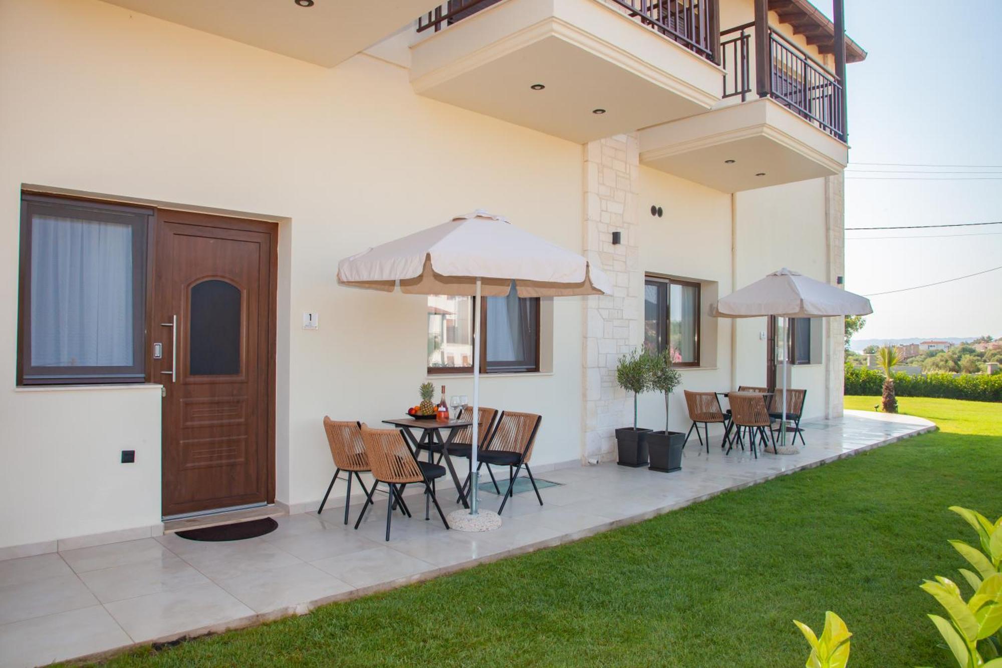 Kotinos Apartments Афітос Екстер'єр фото